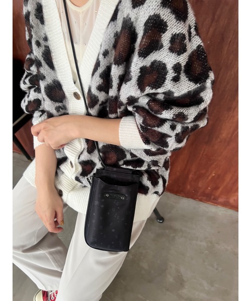 jumelle（ジュメロ）の「【スマホショルダー】charming smapho pouch（ショルダーバッグ・レディース・ブラック・FREE）」の6枚目の写真