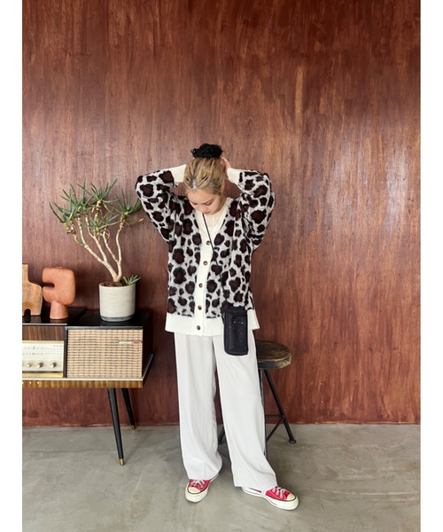 jumelle（ジュメロ）の「【スマホショルダー】charming smapho pouch（ショルダーバッグ・レディース・ブラック・FREE）」の8枚目の写真