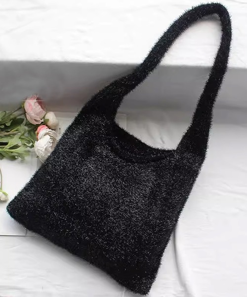 AO2（アオズ）の「Glitter shaggy tote bag / グリッターシャギー