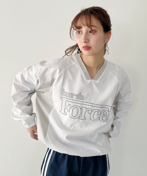 un+frame(アンフレーム)の「print logo nylon pullover/プリントロゴゲームシャツナイロンプルオーバー(Tシャツ/カットソー・レディース・ブラック/ホワイト/ネイビー・FREE)」の9枚目の写真