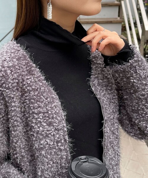 fredy emue(フレディエミュ)の「テレコメロータートルネックカットソー(Tシャツ/カットソー・レディース・ブラック/ライトグレー/ラベンダー/オフホワイト・38)」の3枚目の写真