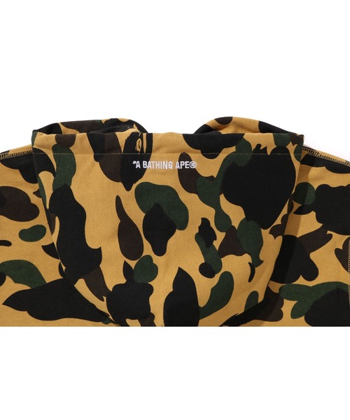 A BATHING APE（アベイシングエイプ）の「1ST CAMO COLLEGE PULLOVER HOODIE（パーカー・メンズ・グリーン/イエロー・XX-LARGE/X-LARGE/MEDIUM/LARGE/XXX-LARGE/SMALL）」の7枚目の写真