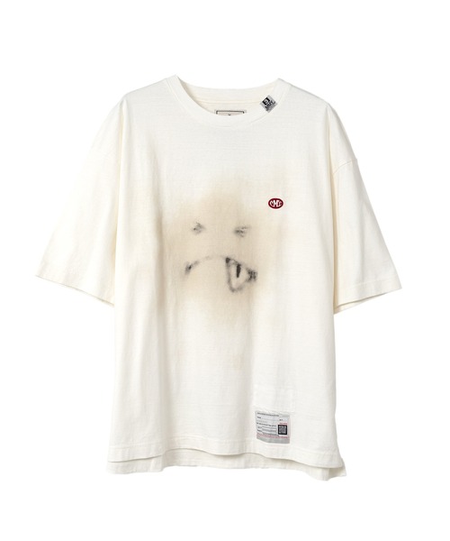 Maison MIHARA YASUHIRO(メゾンミハラヤスヒロ)の「Smily Face Printed T-shirt(Tシャツ/カットソー・メンズ・ブラック/ホワイト・44/46/48/50)」の1枚目の写真