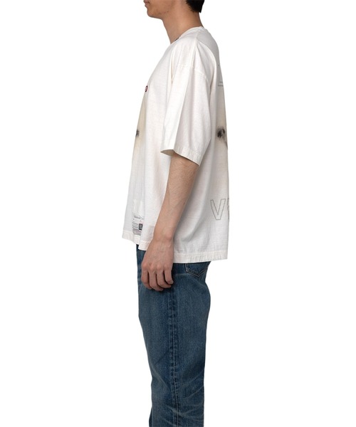 Maison MIHARA YASUHIRO(メゾンミハラヤスヒロ)の「Smily Face Printed T-shirt(Tシャツ/カットソー・メンズ・ブラック/ホワイト・44/46/48/50)」の4枚目の写真