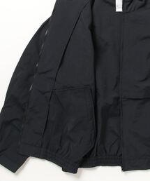 SOFTHYPHEN（ソフトハイフン）の「NYLON SHORT SWING TOP