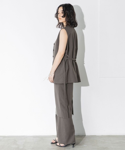 A part by（アパートバイ）の「リネンライククルーベスト（ベスト・レディース・チャコールグレー/ライトベージュ/ブラック・FREE）」の15枚目の写真