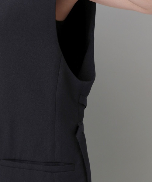 A part by（アパートバイ）の「リネンライククルーベスト（ベスト・レディース・チャコールグレー/ライトベージュ/ブラック・FREE）」の8枚目の写真