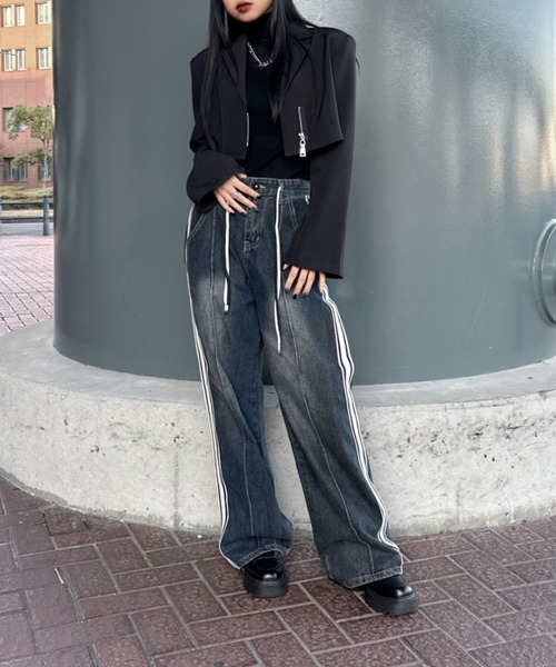 LVEU.(ラブユ.)の「【LVEU.】サイドラインデニムパンツ / ボトムス デニム パンツ ワイド ルーズ ヴィンテージ 色落ち ウォッシュ ライン サイドライン ブルー インディゴ(デニムパンツ・レディース・ブルー・FREE)」の5枚目の写真
