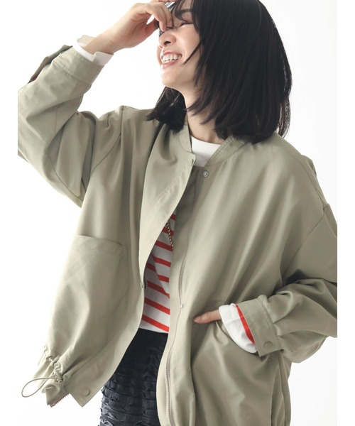 Green Parks(グリーンパークス)の「撥水加工 裾ドロストブルゾン(ブルゾン・レディース・ブラック/ライトベージュ/カーキ・FREE)」の6枚目の写真