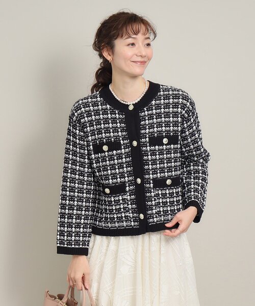 ITS'DEMO（イッツデモ）の「◆【お呼ばれ／オフィス／カジュアルにも／丈感短め】ツイード調ニットジャケット（ノーカラージャケット・レディース・ブラック系3/ブラック/オフホワイト・00）」の3枚目の写真