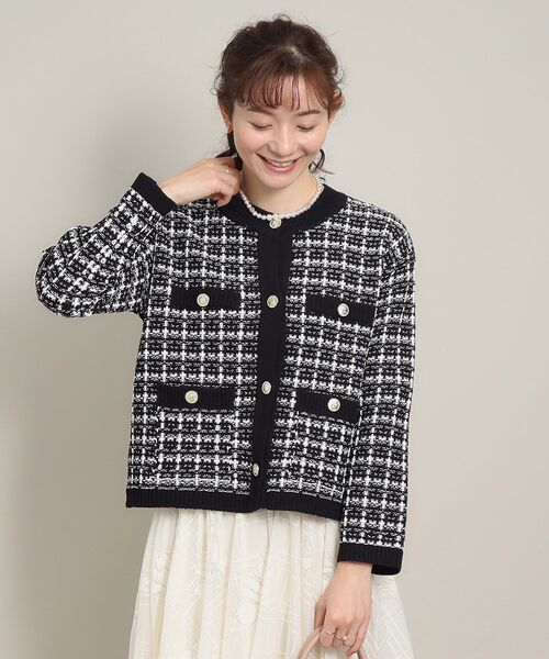 ITS'DEMO（イッツデモ）の「◆【お呼ばれ／オフィス／カジュアルにも／丈感短め】ツイード調ニットジャケット（ノーカラージャケット・レディース・ブラック系3/ブラック/オフホワイト・00）」の12枚目の写真