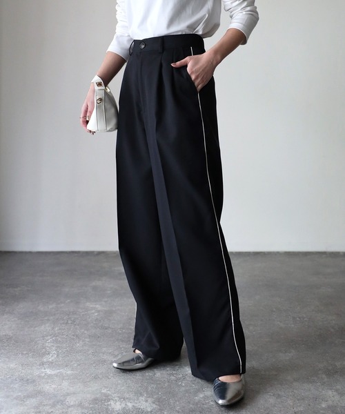 Riberry（リベリー）の「サイドラインスラックスパンツ（スラックス・レディース・チャコールグレー/ブラック/ネイビー・FREE）」の3枚目の写真