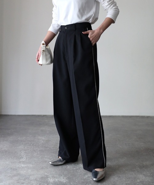 Riberry（リベリー）の「サイドラインスラックスパンツ（スラックス・レディース・チャコールグレー/ブラック/ネイビー・FREE）」の13枚目の写真