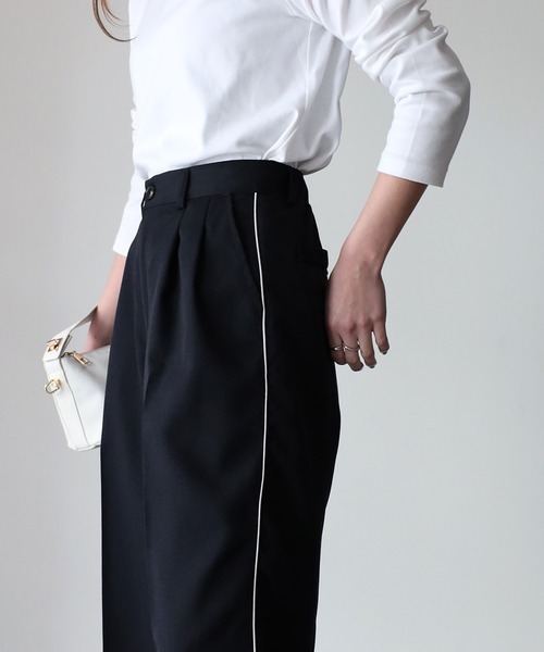 Riberry（リベリー）の「サイドラインスラックスパンツ（スラックス・レディース・チャコールグレー/ブラック/ネイビー・FREE）」の11枚目の写真