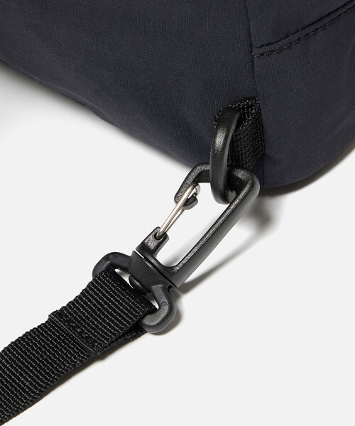 AIGLE(エーグル)の「パッカブル 2wayバックパック(バックパック/リュック・レディース・ブラック/ベージュ/グリーン・FREE)」の12枚目の写真