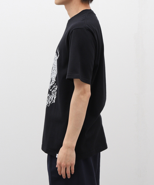 FACETASM（ファセッタズム）の「【FACETASM × DOGS / ファセッタズム × ドックス】TEE（Tシャツ/カットソー・メンズ・ホワイト/ブラック・5）」の11枚目の写真