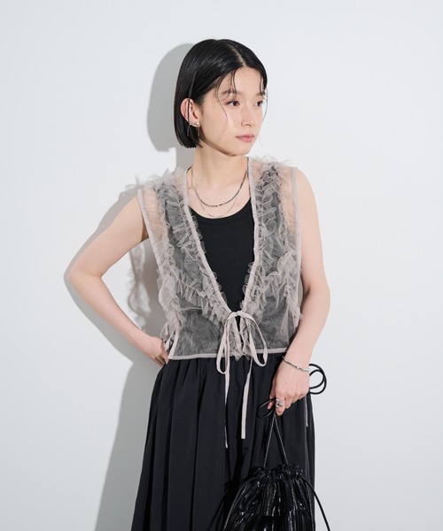 Shelly island（シェリーアイランド）の「チュールフリルベスト（ベスト・レディース・グレー/ブラック・M）」の4枚目の写真
