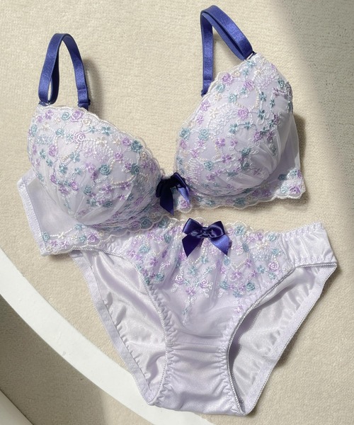 fran de lingerie(フランデランジェリー)の「ブラ&ショーツセット Bra&shorts(ブラ&ショーツ・レディース・ピンク/ライトグレー/ラベンダー/パープル/クリアブラック/ミント/ダークブルー/ライトパープル/ピンク系その他4/ネイビー/ピンク系その他3/カーキ/ブルーグリーン/ライトピンク/ブラック/ピンク系その他/ブラック×ピンク/ブルー/クリーム・A70/A75/B70/B75/C70/C75/D70/D75/B65/C65/D65)」の13枚目の写真