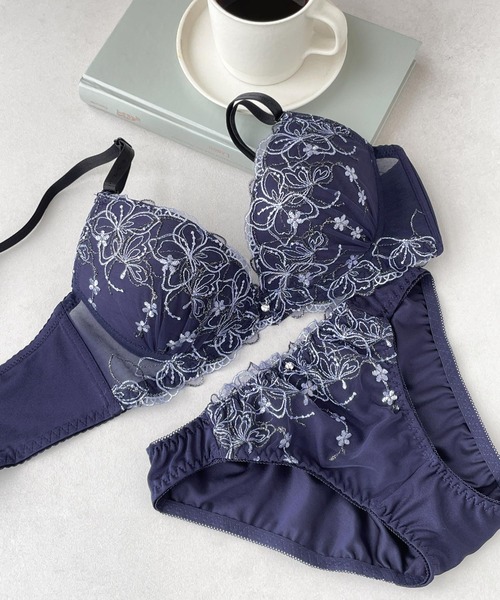 fran de lingerie(フランデランジェリー)の「ブラ&ショーツセット Bra&shorts(ブラ&ショーツ・レディース・ピンク/ライトグレー/ラベンダー/パープル/クリアブラック/ミント/ダークブルー/ライトパープル/ピンク系その他4/ネイビー/ピンク系その他3/カーキ/ブルーグリーン/ライトピンク/ブラック/ピンク系その他/ブラック×ピンク/ブルー/クリーム・A70/A75/B70/B75/C70/C75/D70/D75/B65/C65/D65)」の9枚目の写真