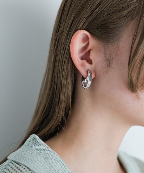 select MOCA(セレクトモカ)の「サークルモチーフイヤリング(イヤリング・レディース・シルバー/ゴールド・FREE)」の15枚目の写真