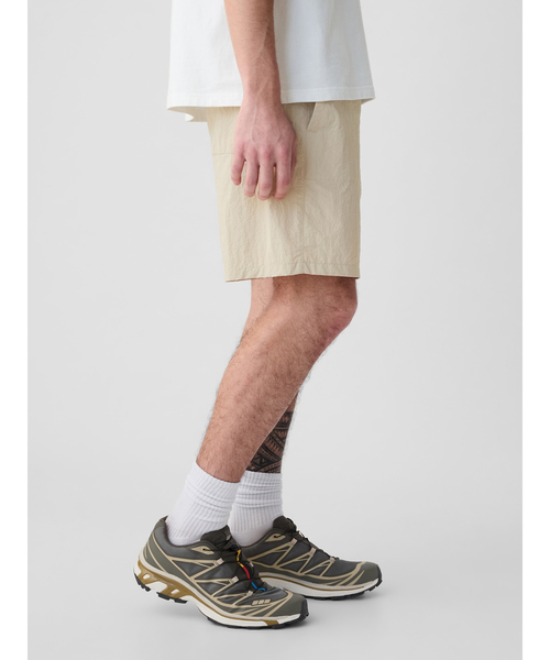 GAP（ギャップ）の「7インチ GAPロゴ イージーショートパンツ(ユニセックス)（その他パンツ・メンズ・ブラウン/パープル/ブラック/ブルー/グリーン/ブラウン系その他・XS/S/M/L/XL）」の13枚目の写真