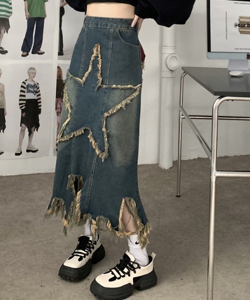 .KOM(ドットコム)の「A'GEM/9 × .kom 『.KOM/ドットケーオーエム』 スターロングスカート(デニムスカート・レディース・インディゴブルー・FREE)」の3枚目の写真