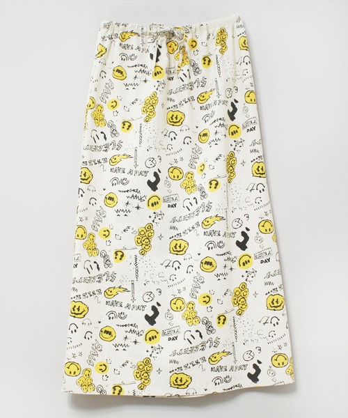 RNA（アールエヌエー）の「G1071 ニコ総柄スカート（スカート・レディース・マスタード/キナリ/グレイッシュブルー・MEDIUM）」の8枚目の写真