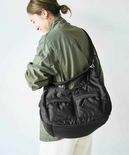 FRAMeWORK（フレームワーク）の「≪WEB限定追加≫haru×BETTER THAN GOOD×FRAMeWORK 2WAY NYLON SHOULDER BAG3（ショルダーバッグ・レディース・ブラック・FREE）」の8枚目の写真