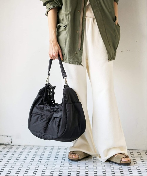 FRAMeWORK（フレームワーク）の「≪WEB限定追加≫haru×BETTER THAN GOOD×FRAMeWORK 2WAY NYLON SHOULDER BAG3（ショルダーバッグ・レディース・ブラック・FREE）」の10枚目の写真