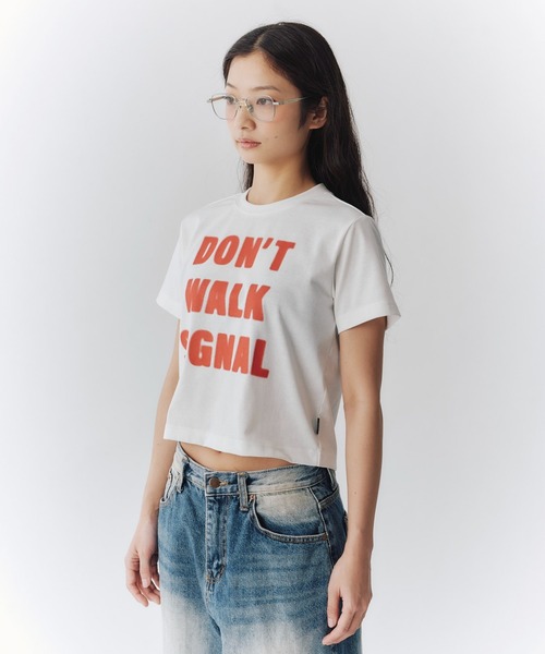 FCMM(エフシーエムエム)の「【UNISEX】SIGNAL S/S TEE/シグナルショートスリーブT(Tシャツ/カットソー・レディース・ブラック/ブルー/ホワイト・LARGE/SMALL)」の4枚目の写真