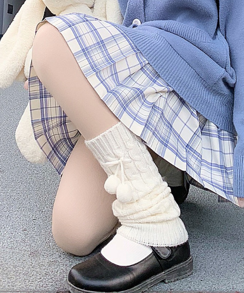 SILVER BULLET（シルバーバレット）の「『SBLTR』ユニセックス ニットレッグウォーマー 靴下 ソックス（レッグウォーマー・レディース・ピンク/ホワイト/ホワイト系その他/グレー系その他/ブラック/ブラック系その他・FREE）」の8枚目の写真