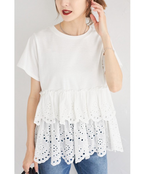 &. NOSTALGIA(アンドドットノスタルジア)の「【ZOZO限定】スカラップレースティアードトップス(Tシャツ/カットソー・レディース・オフホワイト/ブラック・M)」の3枚目の写真