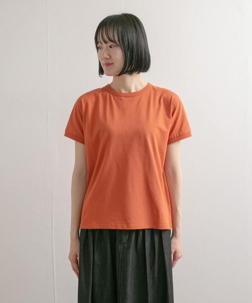 URBAN RESEARCH DOORS(アーバンリサーチドアーズ)の「『UR TECH ひやサラクール』バックポイントタックプルオーバー(Tシャツ/カットソー・レディース・オフホワイト/ブルー/ブラック/オレンジ・MEDIUM)」の20枚目の写真