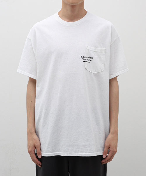 Liberaiders(リベレイダース)の「LIBERAIDERS × JOURNAL STANDATD 別注 PRINT T-SH(Tシャツ/カットソー・メンズ・ブラック/ホワイト・LARGE)」の1枚目の写真