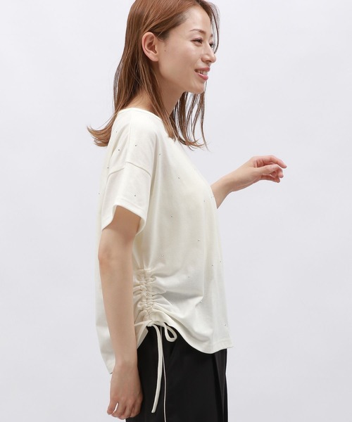 LAKOLE(ラコレ)の「メタルシャーリングプルオーバー半袖 / 127797(Tシャツ/カットソー・レディース・オフホワイト/チャコール/ベージュ・MEDIUM/SMALL)」の8枚目の写真