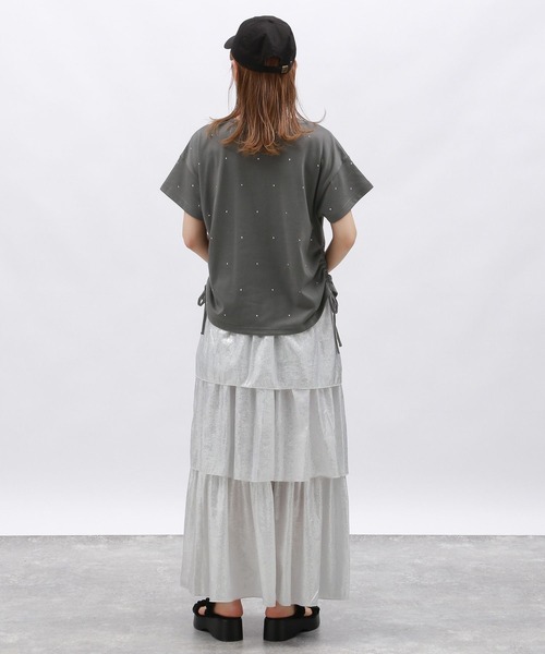 LAKOLE(ラコレ)の「メタルシャーリングプルオーバー半袖 / 127797(Tシャツ/カットソー・レディース・オフホワイト/チャコール/ベージュ・MEDIUM/SMALL)」の11枚目の写真