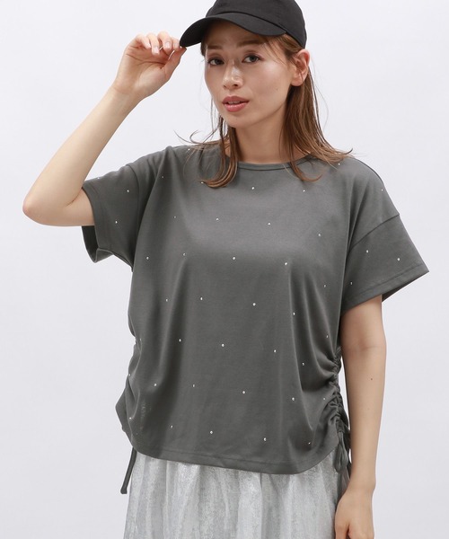 LAKOLE(ラコレ)の「メタルシャーリングプルオーバー半袖 / 127797(Tシャツ/カットソー・レディース・オフホワイト/チャコール/ベージュ・MEDIUM/SMALL)」の13枚目の写真