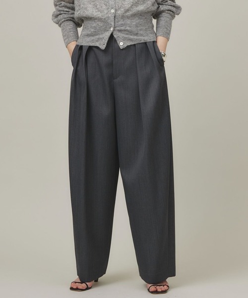 2024美品✨Curensologyドスキンツータックパンツ　ブラック　36 Curensology（カレンソロジー）の「Curensology(カレンソロジー