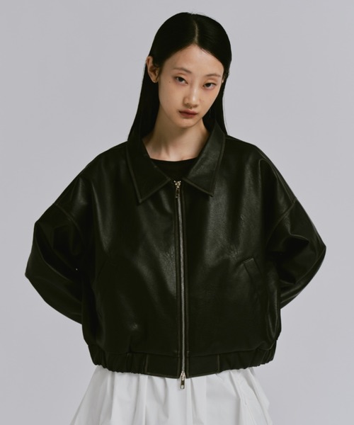 FEKETE（フェケテ）の「VINTAGE CROPPED DOUBLE ZIP-UP BLOUSON / クロップドダブルジップアップブルゾン（ブルゾン・レディース・アイボリー/ブラック/ブラウン・SMALL/MEDIUM/LARGE）」の2枚目の写真