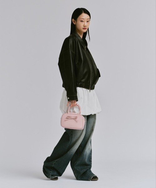 FEKETE（フェケテ）の「VINTAGE CROPPED DOUBLE ZIP-UP BLOUSON / クロップドダブルジップアップブルゾン（ブルゾン・レディース・アイボリー/ブラック/ブラウン・SMALL/MEDIUM/LARGE）」の8枚目の写真