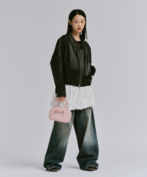 FEKETE（フェケテ）の「VINTAGE CROPPED DOUBLE ZIP-UP BLOUSON / クロップドダブルジップアップブルゾン（ブルゾン・レディース・アイボリー/ブラック/ブラウン・SMALL/MEDIUM/LARGE）」の10枚目の写真