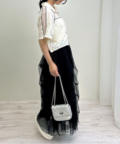 INGNI(イング)の「裾ドロストナイロンブルゾン(ブルゾン・レディース・オフホワイト/チャコールグレー/ブラック・M)」の8枚目の写真