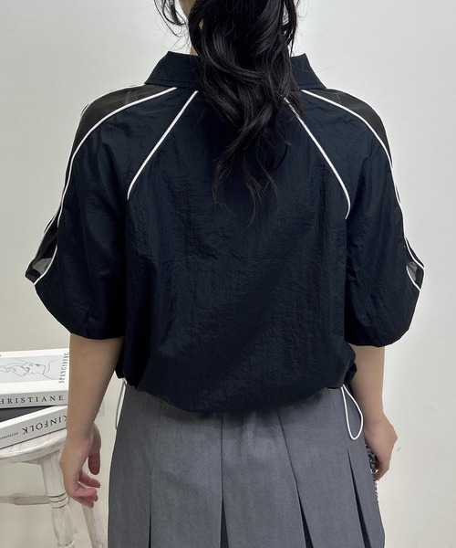 INGNI(イング)の「裾ドロストナイロンブルゾン(ブルゾン・レディース・オフホワイト/チャコールグレー/ブラック・M)」の12枚目の写真