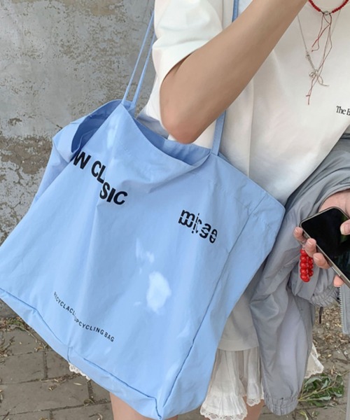 Vipoa（ヴィポア）の「logo big tote（トートバッグ・レディース・イエロー/レッド/ブルー/アイボリー/ブラック・FREE）」の14枚目の写真
