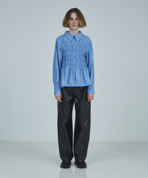 NOMINE（ノミネ）の「ビスチェ風 シャーリング シャツ（シャツ/ブラウス・レディース・ボルドー/サックスブルー/チャコールグレー・フリー）」の14枚目の写真