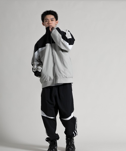 aimoha(アイモハ)の「【aimoha neo】 Retro Track Pants(スウェットパンツ・メンズ・ブラック/ネイビー・MEDIUM/X-LARGE/XX-LARGE/XXX-LARGE/XXXX-LARGE/LARGE)」の10枚目の写真