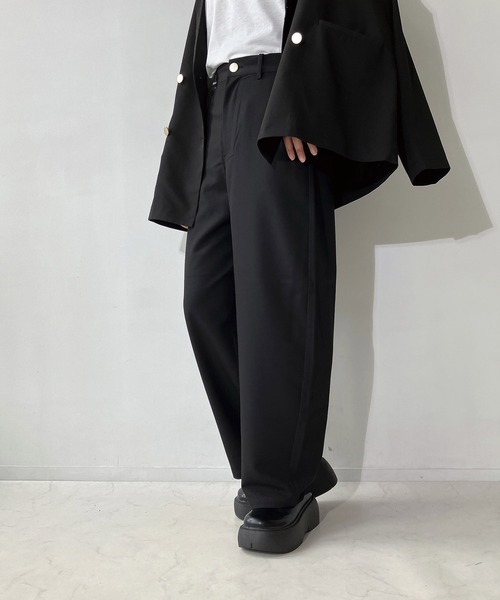 AS KNOW AS plus（アズノゥアズプラス）の「◇スラックスカーブパンツ　セットアップ可能（スラックス・レディース・ブラック/チャコールグレー/ブラウン系/グレー系・FREE）」の10枚目の写真