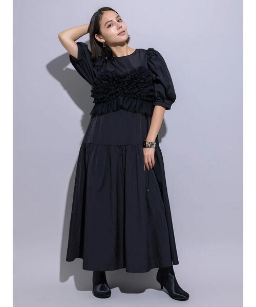 Te chichi(テチチ)の「【Atelier Noir】タフタボリュームパフドレス(ワンピース・レディース・ブラック・F)」の2枚目の写真