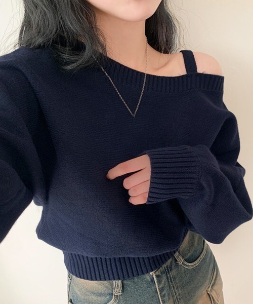 PRIVATE  BEACH（プライベートビーチ）の「アシンメトリーオフショルダーニットトップス（ニット/セーター・レディース・ネイビー/グレー/オフホワイト/カーキ/ブラック/ワインレッド・FREE/M/L）」の7枚目の写真