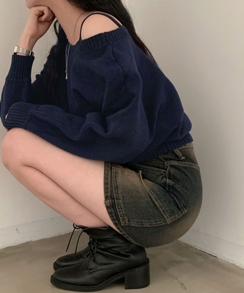 GLOWNY オフショルダー アシンメトリーニット ネイビー GLOWNY オフショルダー アシンメトリーニット ネイビー